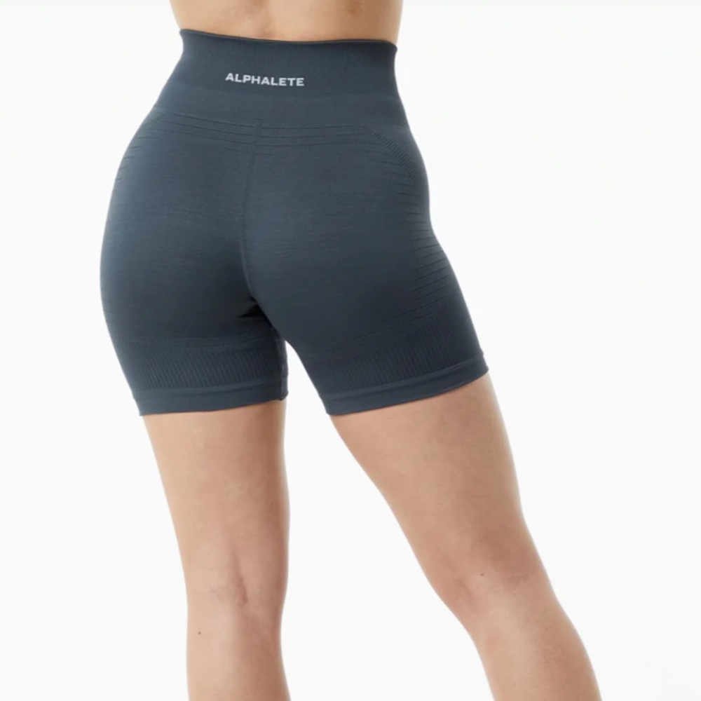 Alphalete ozone shorts NWT!
